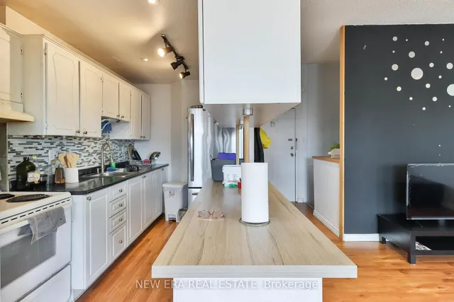 Additional image 4 of 4064 Lawrence Ave Unit 602