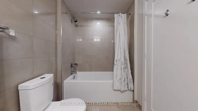 Additional image 21 of 300 Front St Unit 4311