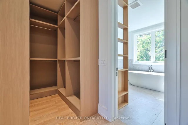 Additional image 30 of 273 Grace St