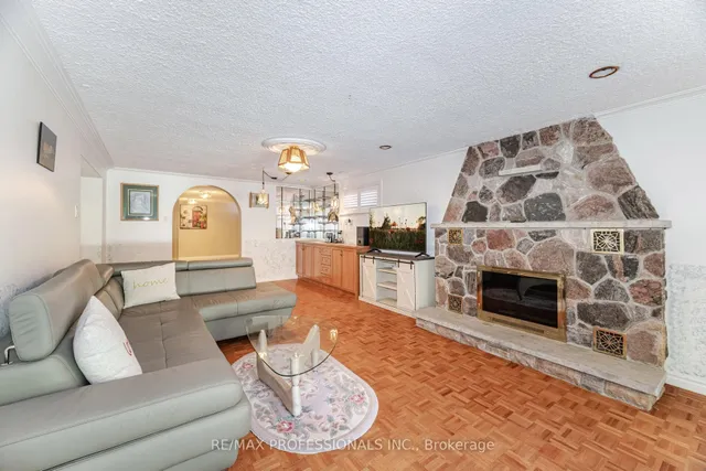 Additional image 31 of 39 Elmcrest Rd