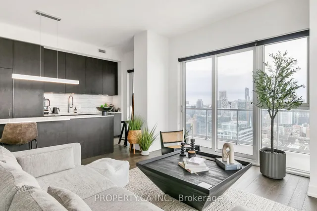 Additional image 13 of 10 Prince Arthur Ave Unit 403