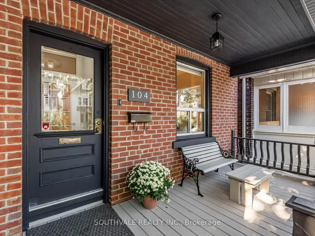 Additional image 3 of 104 Dearbourne Ave