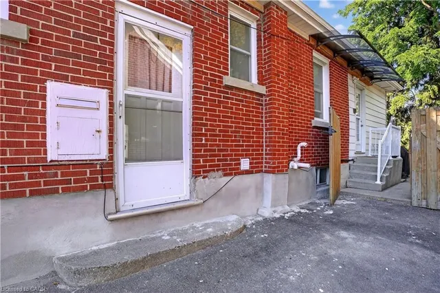 Additional image 43 of 202 Bedford Rd