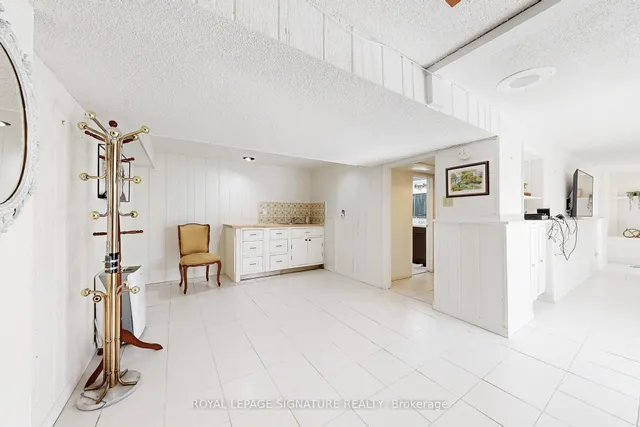 Additional image 22 of 78 Langholm Dr