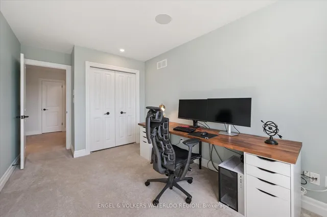 Additional image 31 of 928 Pioneer Grove Crt