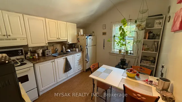 Additional image 3 of 116 Fifth St