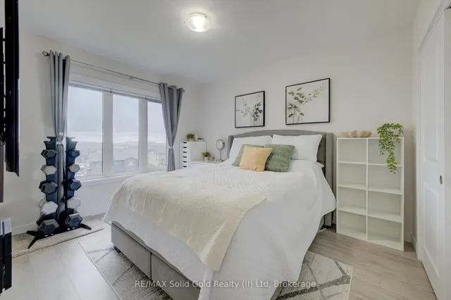 Additional image 20 of 160 Rochefort St Unit A4