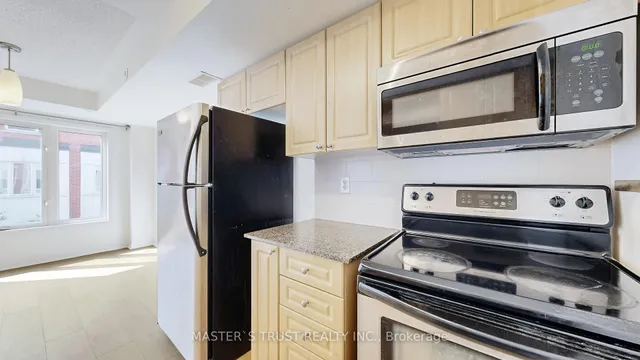 Additional image 40 of 74 Munro St Unit Unit4