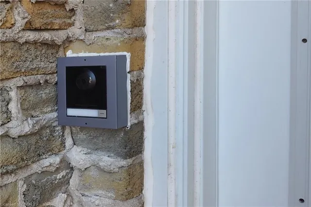 Additional image 4 of 50 Westmount Rd Unit 8