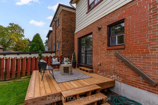 Additional image 35 of 14 Warren Cres