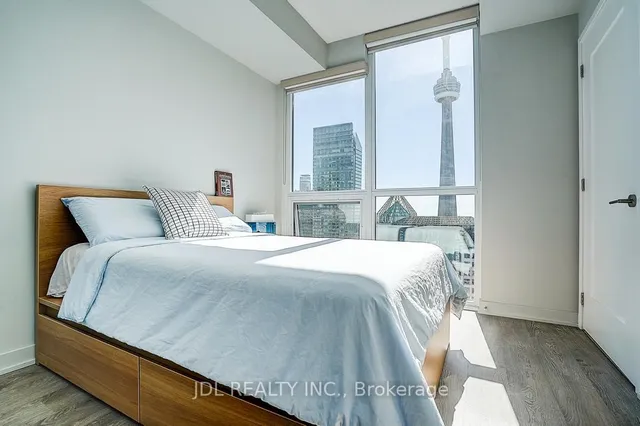 Additional image 23 of 99 John St Unit 3702