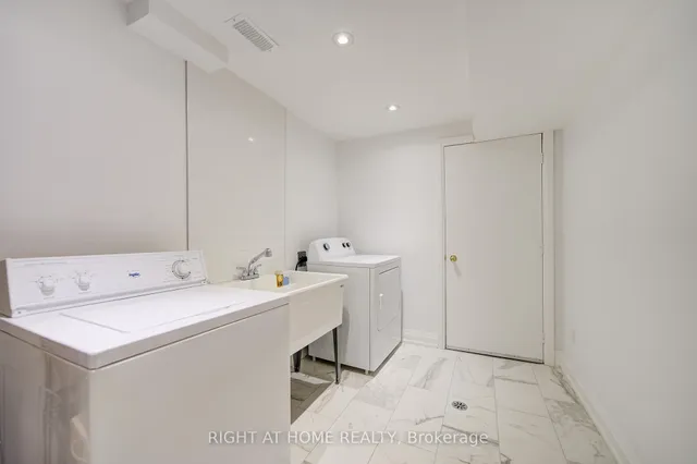 Additional image 34 of 19 Purdy Cres