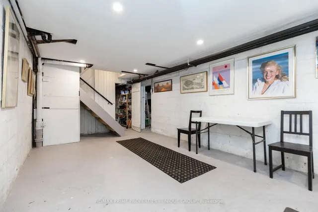 Additional image 38 of 66 Burnaby Blvd