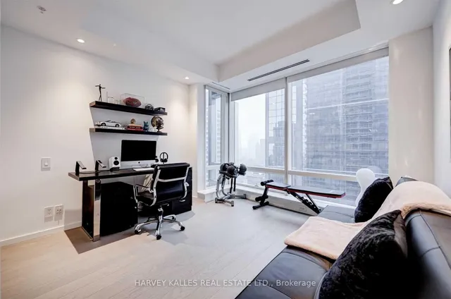 Additional image 22 of 180 University Ave Unit 2508