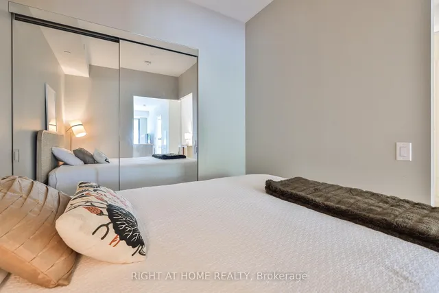 Additional image 20 of 430 Roncesvalles Ave Unit 410