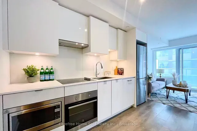 Additional image 8 of 195 Redpath Ave Unit 908