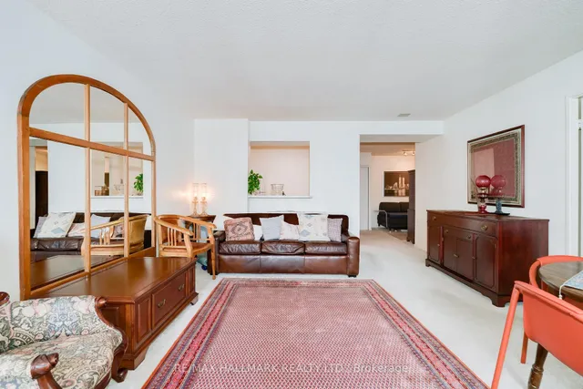 Additional image 3 of 30 Greenfield Ave Unit 1616