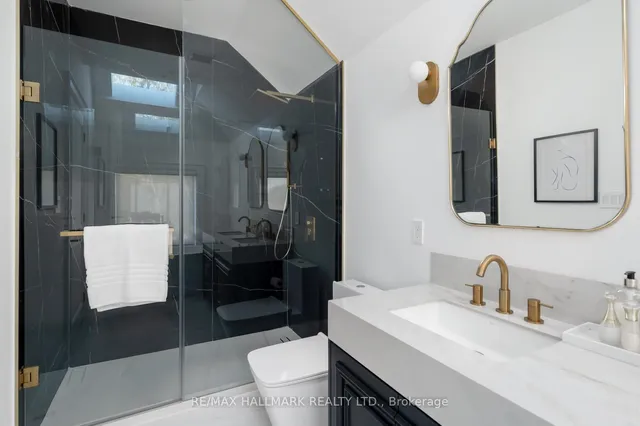 Additional image 28 of 263 Linsmore Cres