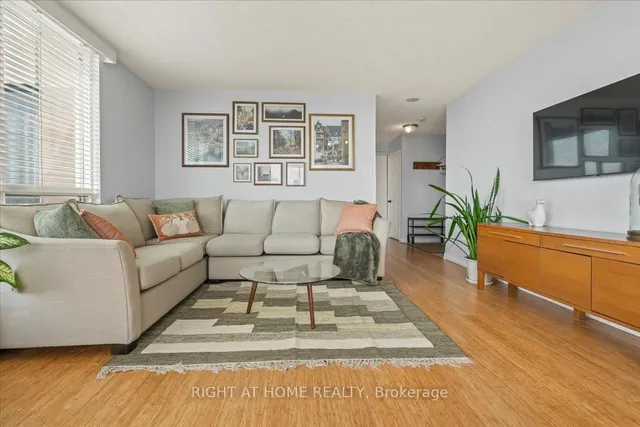 Additional image 3 of 101 Subway Cres Unit 1011