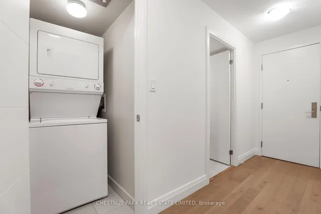 Additional image 19 of 126 Simcoe St Unit 507