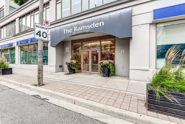 Additional image 2 of 980 Yonge St Unit 715