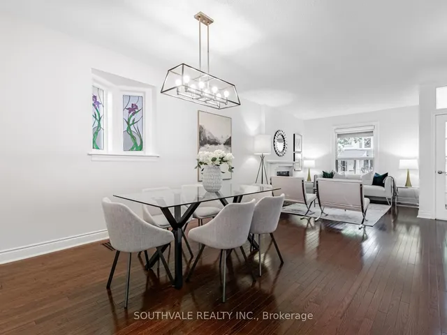 Additional image 10 of 104 Dearbourne Ave