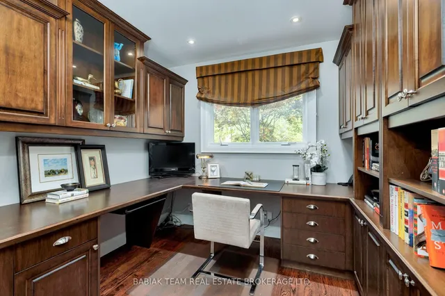 Additional image 16 of 74 Humberview Rd