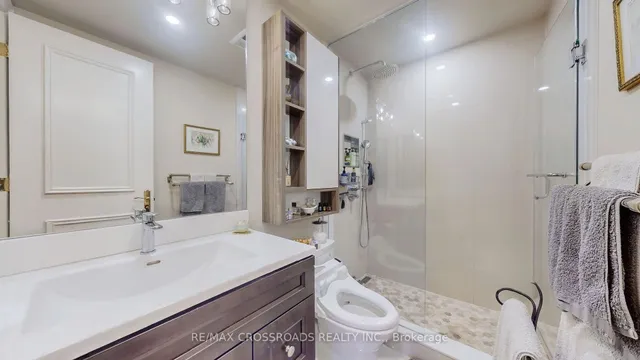 Additional image 23 of 10 Old York Mills Rd Unit 210