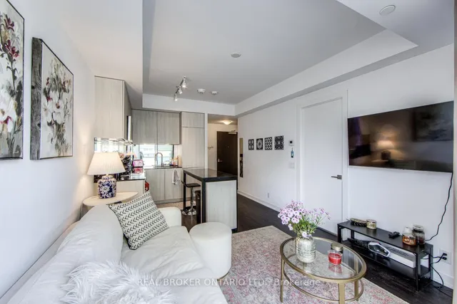 Additional image 14 of 609 Avenue Rd Unit 1410