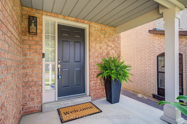 Additional image 2 of 19 Purdy Cres