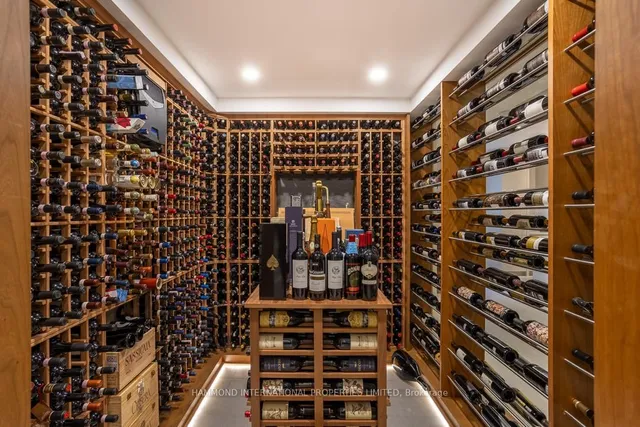 Additional image 27 of 32 Totteridge Rd