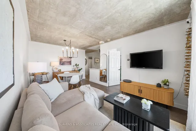 Additional image 7 of 1369 Bloor St Unit 1402