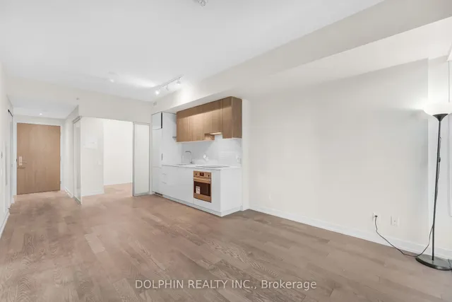 Additional image 5 of 161 Roehampton Ave Unit 1007