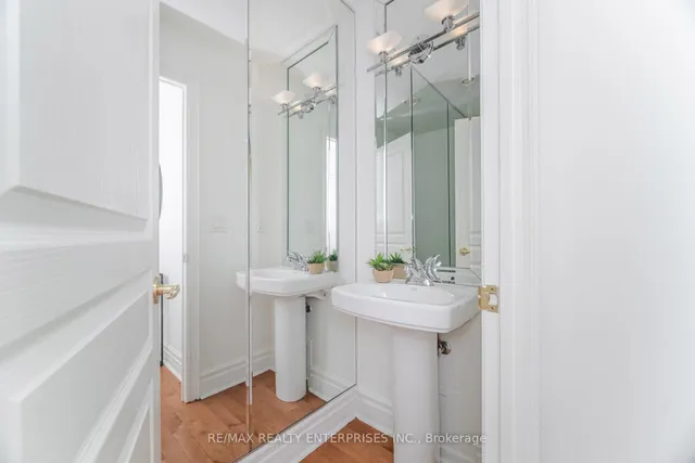 Additional image 24 of 2662 Bloor St Unit PH-1108