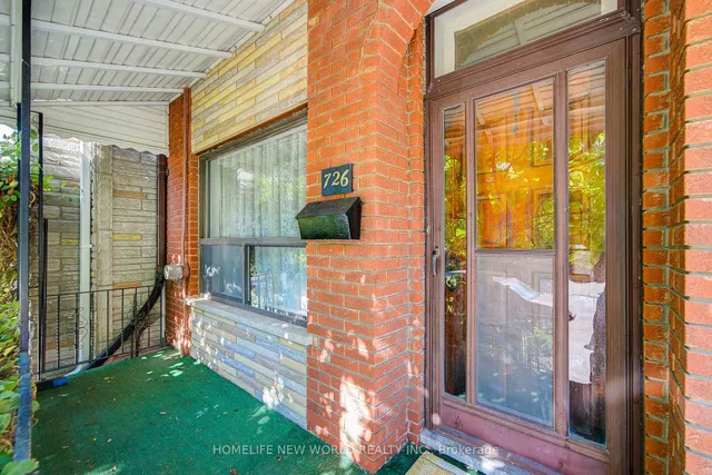 Additional image 3 of 726 Adelaide St