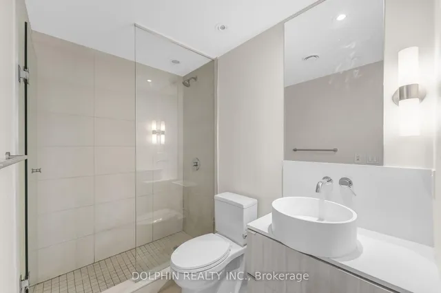 Additional image 13 of 161 Roehampton Ave Unit 1007