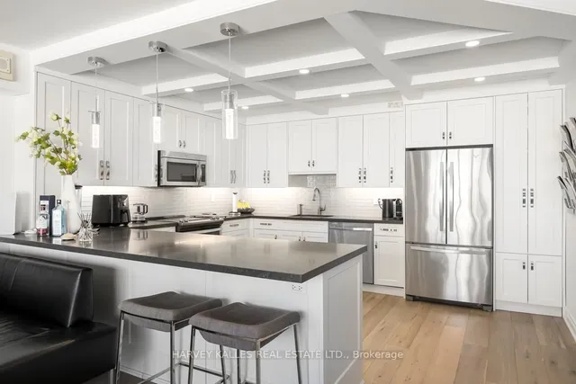 Additional image 7 of 33 Harbour Sq Unit 2804