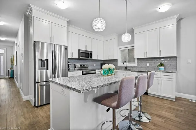 Additional image 4 of 904 Chapel Hill Crt