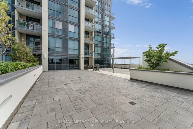 Additional image 3 of 10 Meadowglen Pl Unit 403