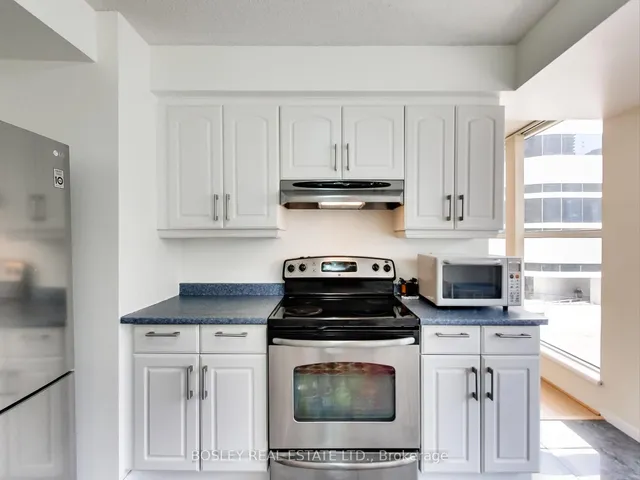 Additional image 12 of 100 Upper Madison Ave Unit 203