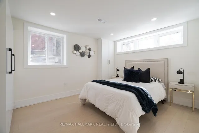 Additional image 43 of 116 Kennard Ave