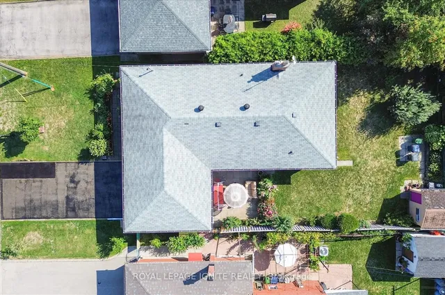 Additional image 31 of 237 Blake Ave