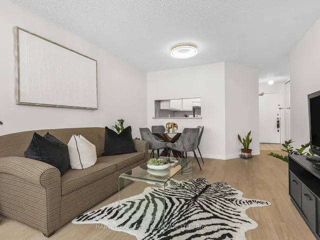 Additional image 5 of 2550 Lawrence Ave Unit 211