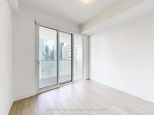Additional image 8 of 15 Queens Quay East Quay Unit 2106