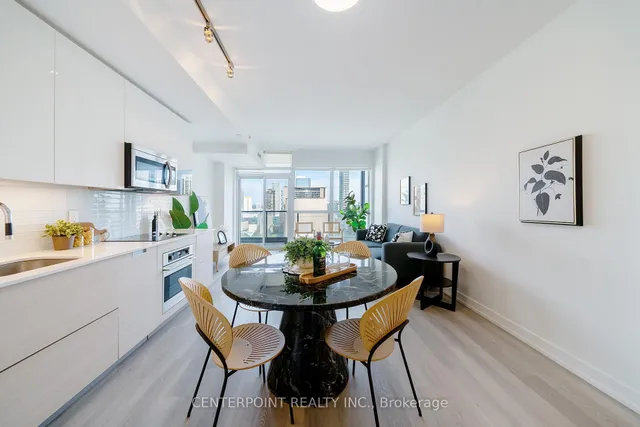 Additional image 2 of 210 Simcoe St Unit 2305