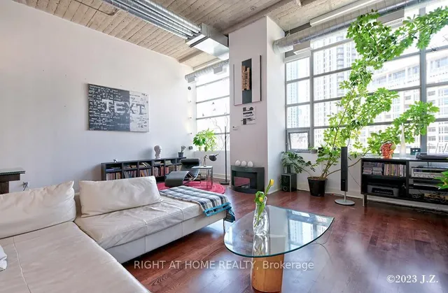 Additional image 15 of 637 Lake Shore Blvd Unit 217