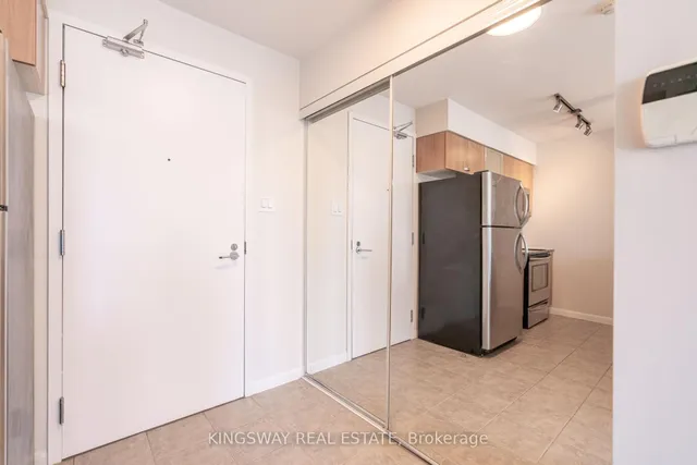 Additional image 12 of 38 Grenville St Unit 2706