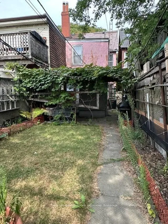 Additional image 5 of 218 Margueretta St