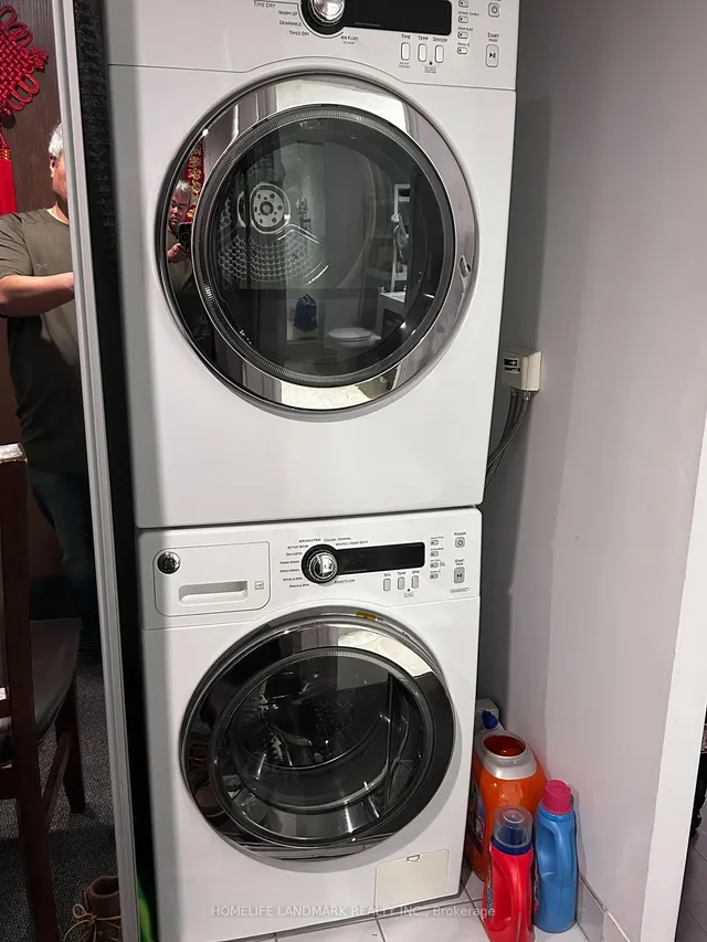 Additional image 10 of 386 Yonge St Unit 1708