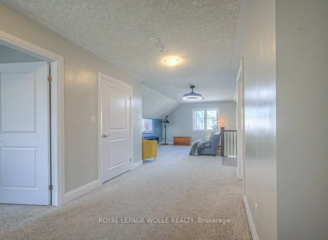 Additional image 35 of 286 Tall Grass Cres